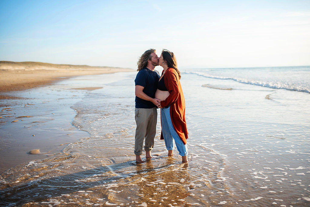 photographe séance photo grossesse bébé famille bébé enfants Toulouse lauragais landes ocean fougeres golden hour