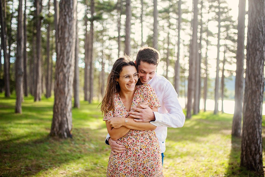 photographe séance photo couple engagement Toulouse lauragais Saint Férreol Lac