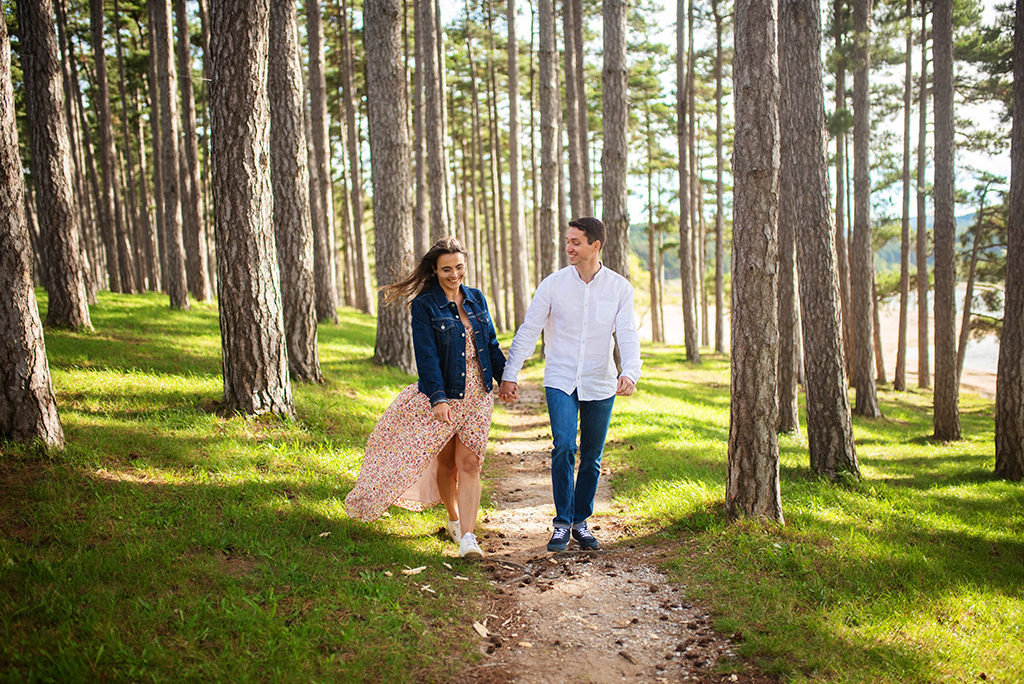 photographe séance photo couple engagement Toulouse lauragais Saint Férreol Lac