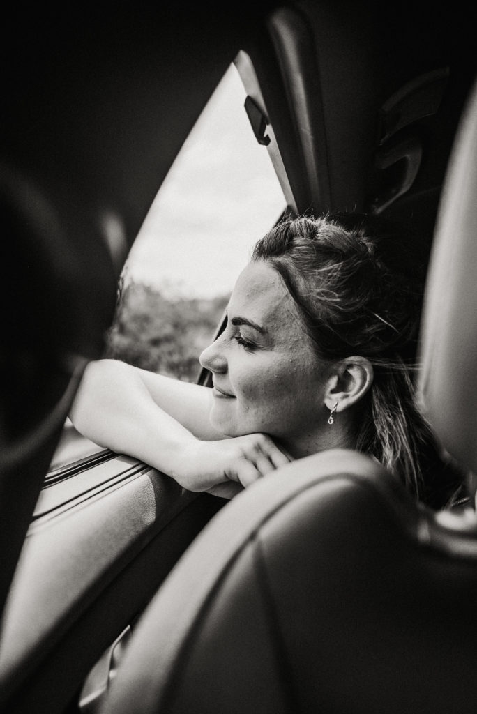 Photographe-mariage-Toulouse-Lauragais-Goldenhour-Aude-Labastide-d'anjou-céline-s-photographies-céline-skowron-chateau-busquette-cortège