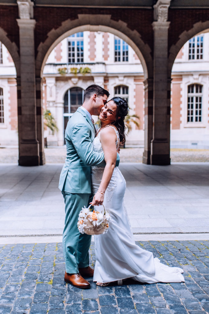 Photographe-mariage-Toulouse-Lauragais-Goldenhour-Aude-Labastide-d'anjou-céline-s-photographies-céline-skowron-chateau-busquette-cour-Capitole
