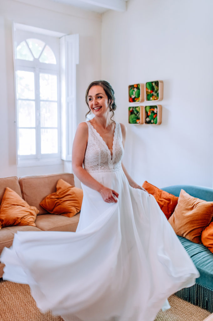 Photographe-mariage-Toulouse-Lauragais-Goldenhour-Aude-Labastide-d'anjou-céline-s-photographies-céline-skowron-domaine-des-barrots-préparatifs-mariée