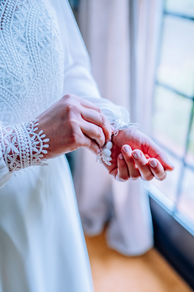 Photographe-mariage-Toulouse-Lauragais-Goldenhour-Aude-Labastide-d'anjou-céline-s-photographies-céline-skowron-moulin-rudelle-lgbt-préparatifs-mariée