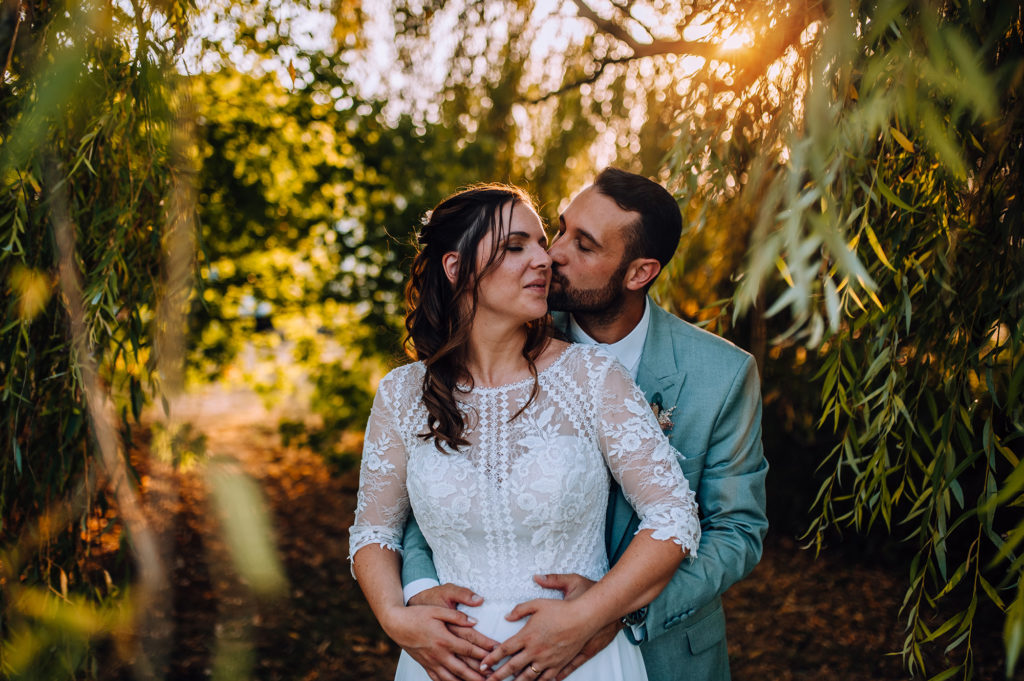 Photographe-mariage-Toulouse-Lauragais-Goldenhour-Aude-Labastide-d'anjou-séance-couple-naturel