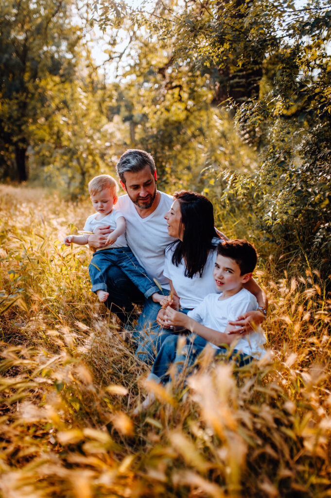 Photographe-séance-famille-bébé-Toulouse-Lauragais-Aude-Labastide-d'anjou-champ
