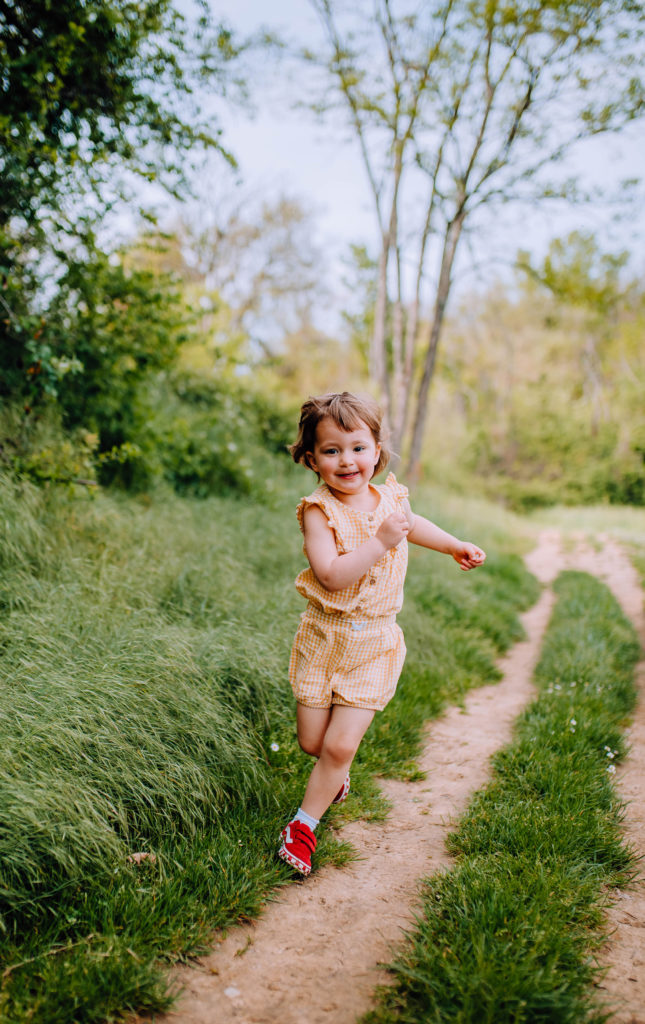 séance photo famille enfants grossesse portrait couple Toulouse lauragais lac Céline S photographies fun rire naturel