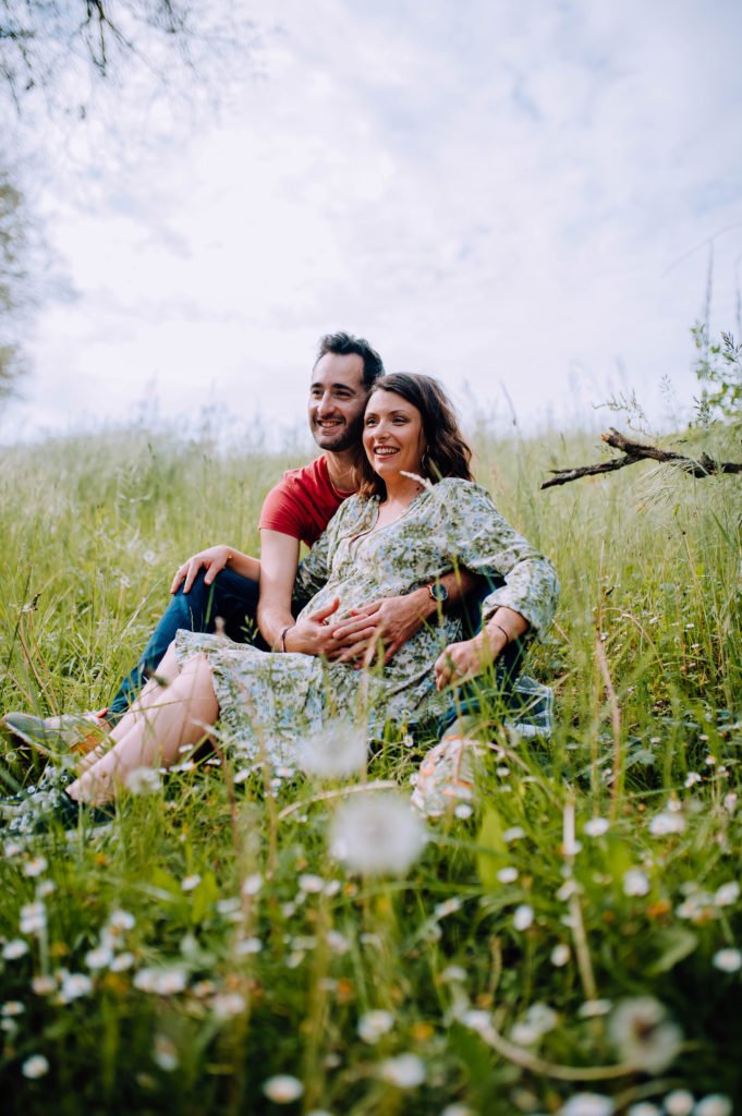 séance photo famille enfants grossesse portrait couple Toulouse lauragais lac Céline S photographies fun rire naturel