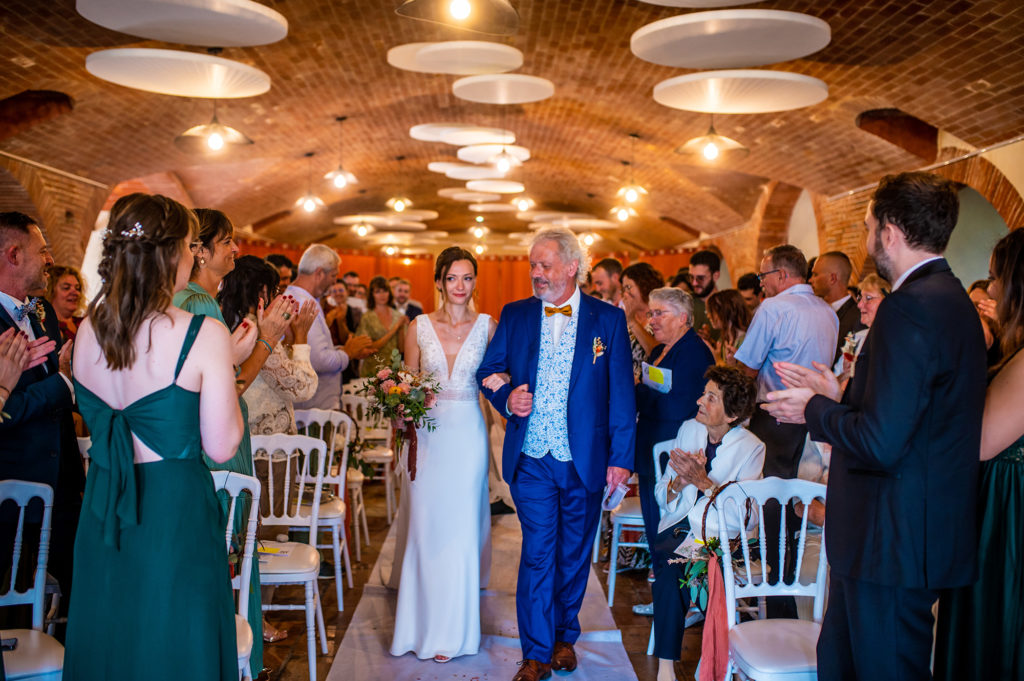 Mariage reportage photographe lumière coloré Céline Lauragais Aude Toulouse Domaine Saint-Nicolas Montech Capitole Cérémonie Laique