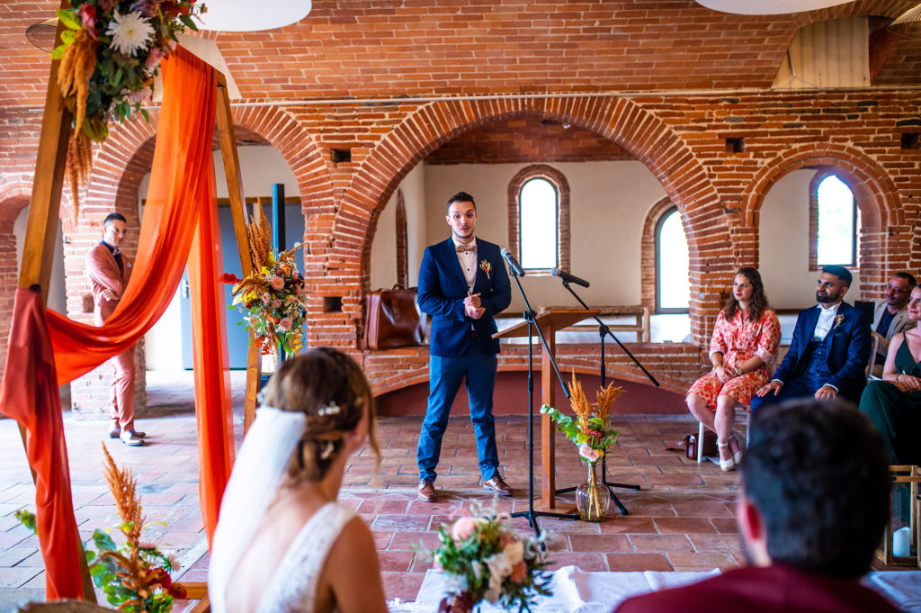 Mariage reportage photographe lumière coloré Céline Lauragais Aude Toulouse Domaine Saint-Nicolas Montech Capitole Cérémonie Laique