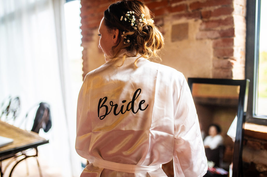 Mariage reportage photographe lumière coloré Céline Lauragais Aude Toulouse Domaine Saint-Nicolas Montech Capitole Cérémonie Laique