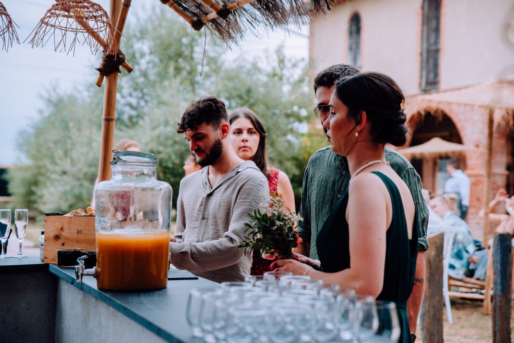 Mariage reportage photographe lumière coloré Céline Lauragais Aude Toulouse Domaine Saint-Nicolas Montech Capitole Cérémonie Laique