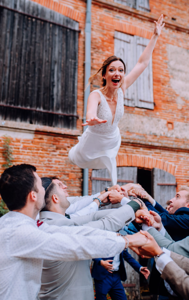 Mariage reportage photographe lumière coloré Céline Lauragais Aude Toulouse Domaine Saint-Nicolas Montech Capitole Cérémonie Laique