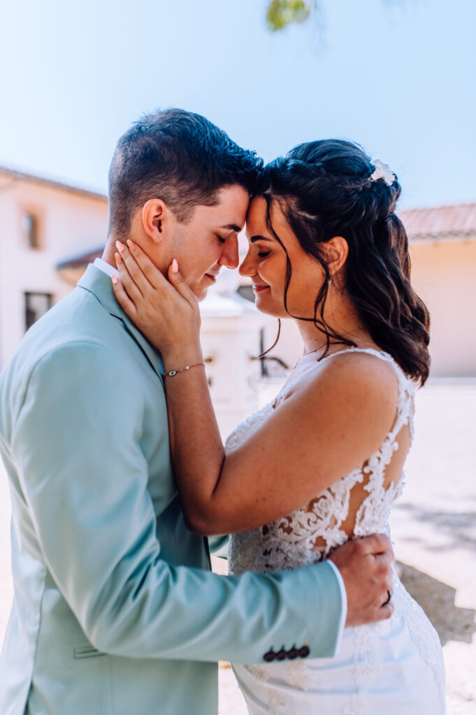Photographe-mariage-Toulouse-Lauragais-Goldenhour-Aude-Labastide-d'anjou-chateau-Busquette-couple-séance-amour