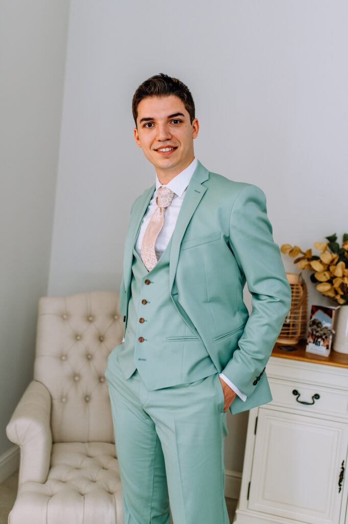 Photographe-mariage-Toulouse-Lauragais-Goldenhour-Aude-Labastide-d'anjou-chateau-Busquette-portrait