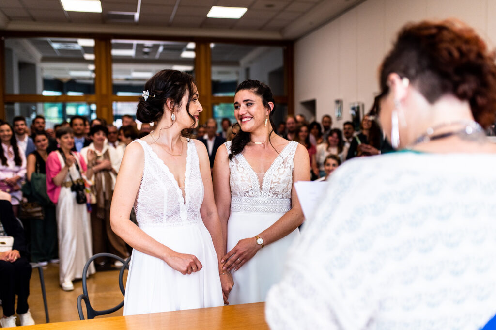 Photographe-mariage-Toulouse-Lauragais-Goldenhour-Aude-reportage-lgbt-domaine-barrots-mairie-alliance
