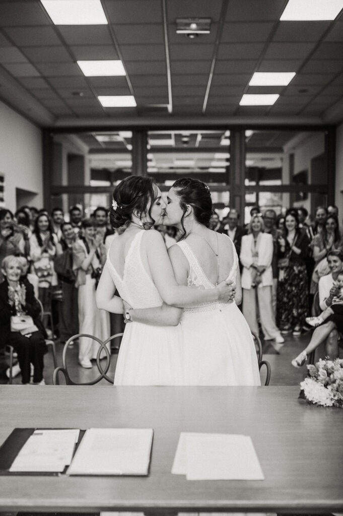 Photographe-mariage-Toulouse-Lauragais-Goldenhour-Aude-reportage-lgbt-domaine-barrots-mairie-castanet