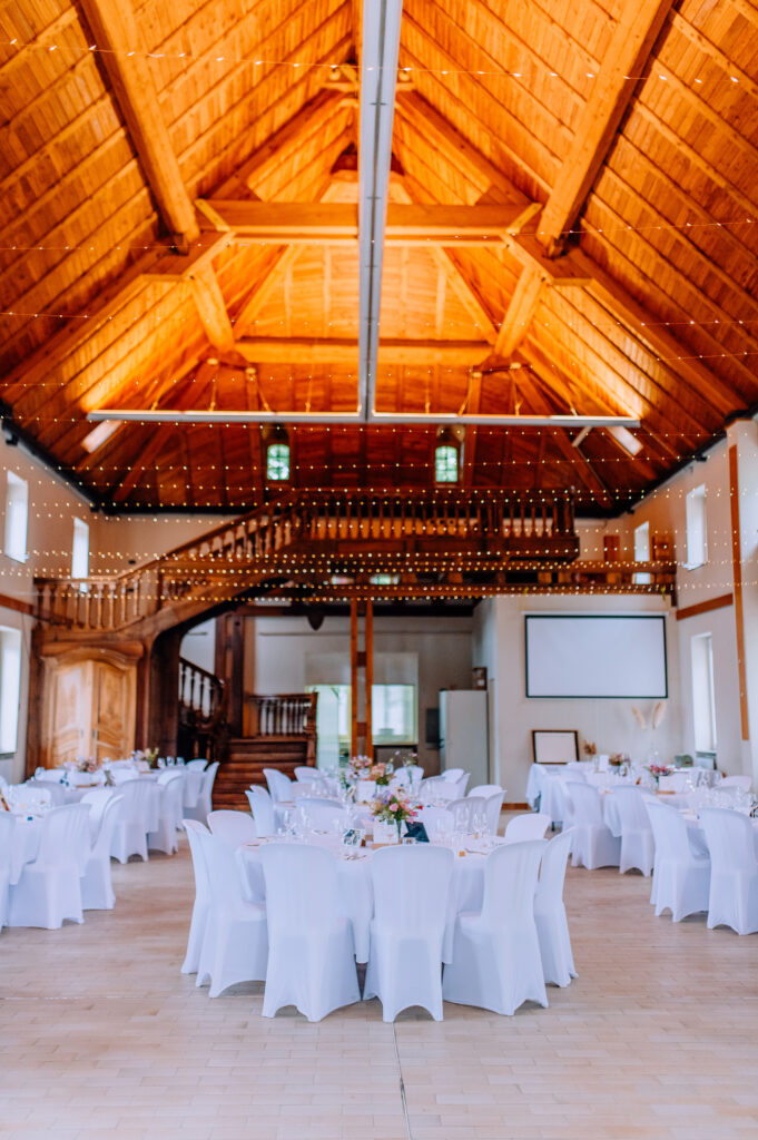 Photographe-mariage-Toulouse-Lauragais-Goldenhour-Aude-reportage-lgbt-domaine-barrots-salle